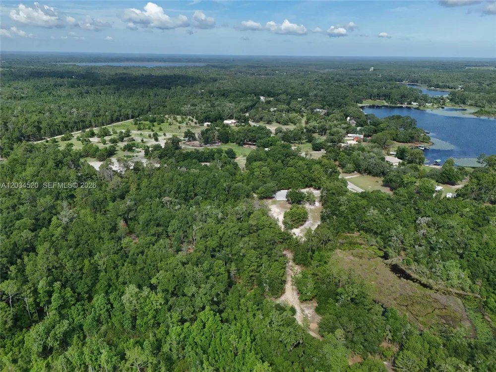 141 STRAWBERRY ST Other City - In The State Of Florida, FL 32181