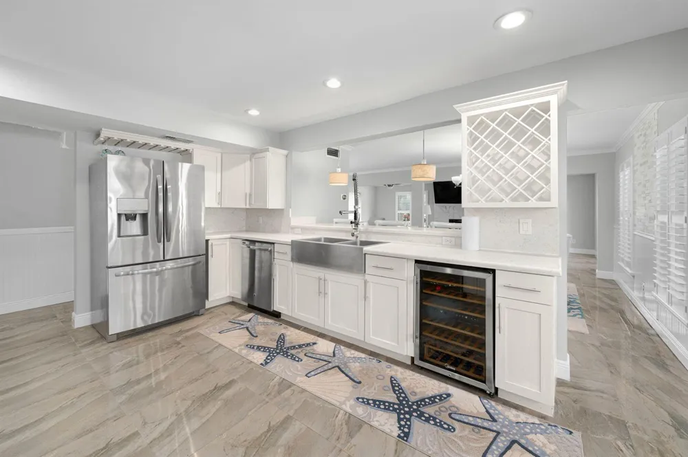 121 Queen Eugenia Court Hutchinson Island, FL 34949