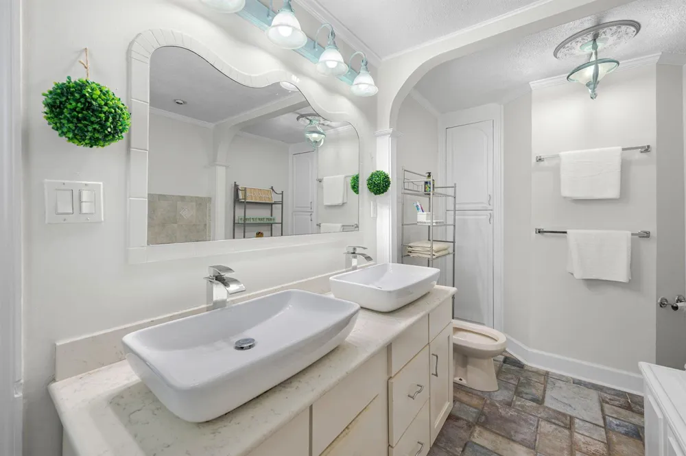 121 Queen Eugenia Court Hutchinson Island, FL 34949