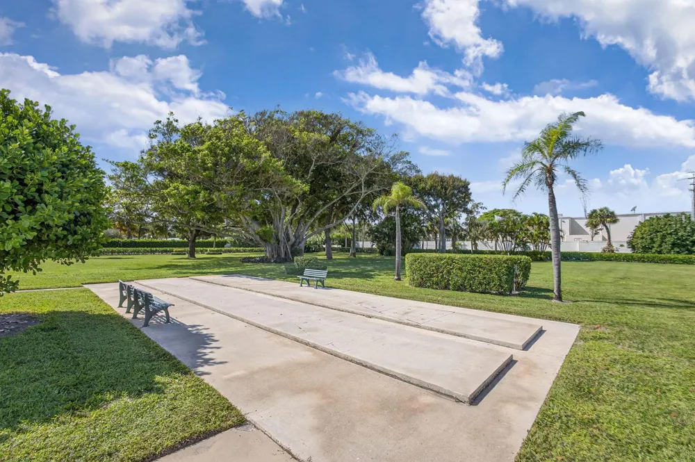 100 Waterway Road #A304 Tequesta, FL 33469