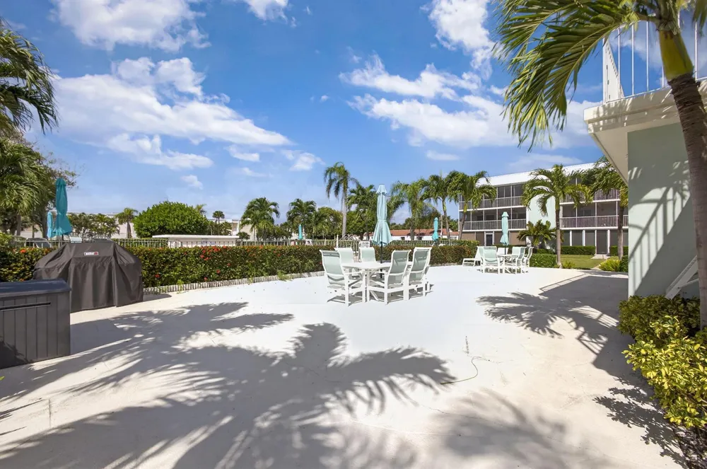 100 Waterway Road #A304 Tequesta, FL 33469
