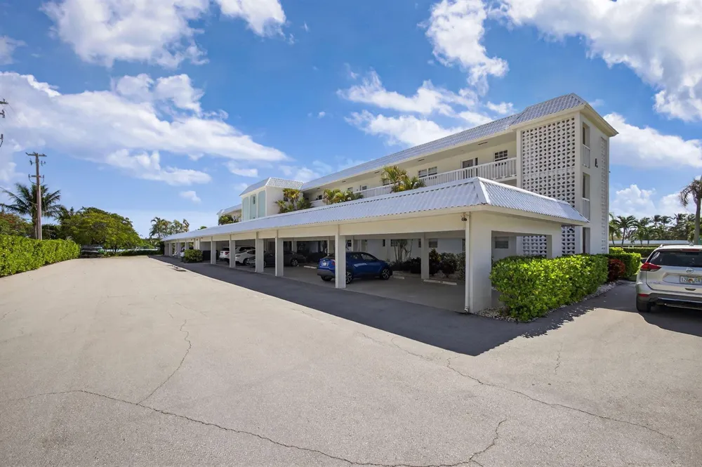 100 Waterway Road #A304 Tequesta, FL 33469