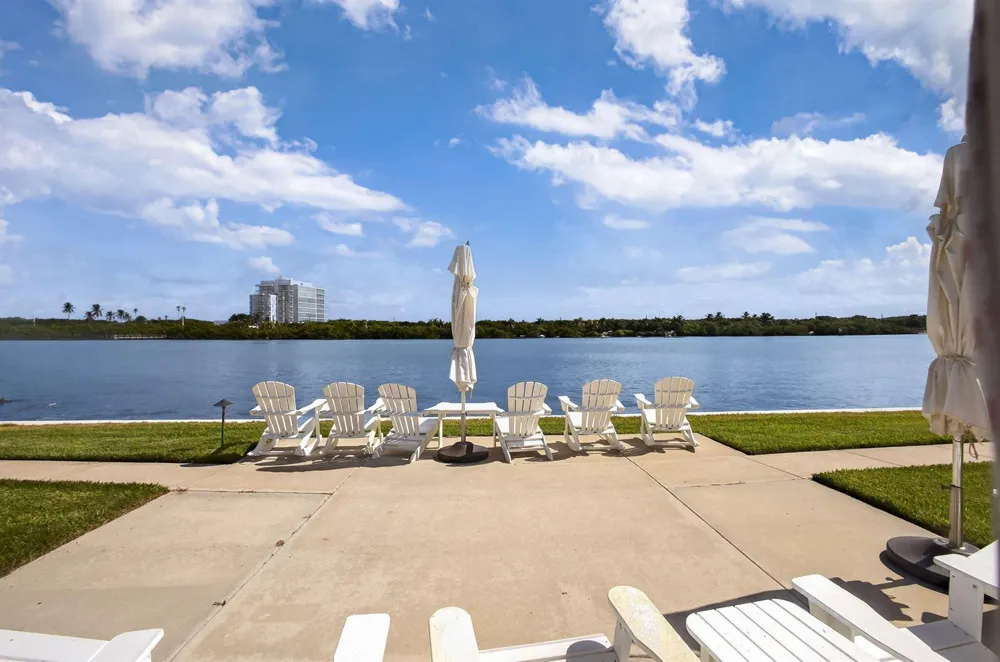 100 Waterway Road #A304 Tequesta, FL 33469