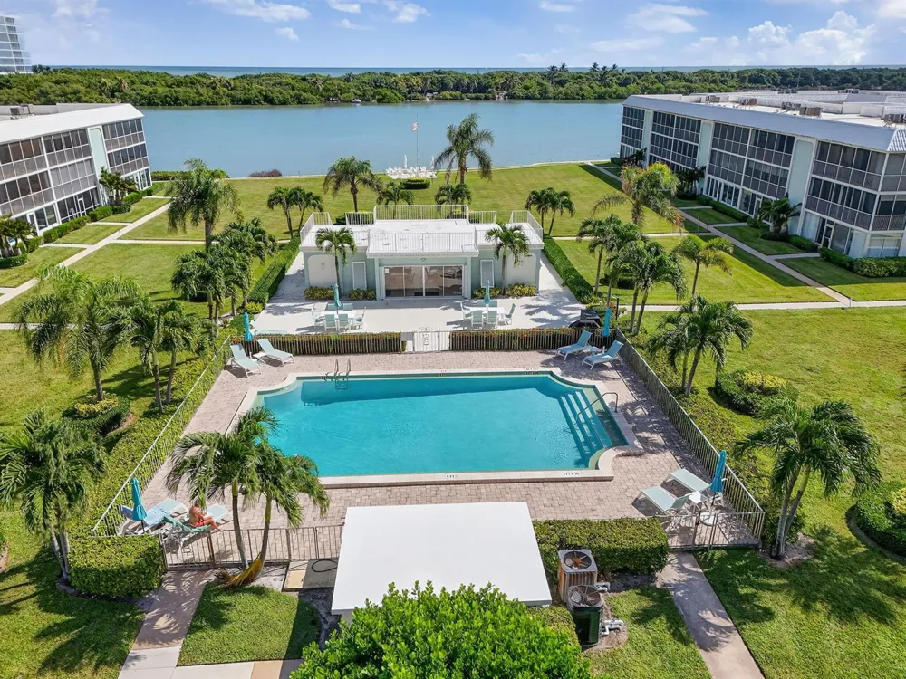 100 Waterway Road #A304 Tequesta, FL 33469