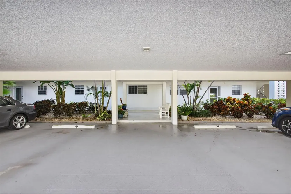 100 Waterway Road #A304 Tequesta, FL 33469