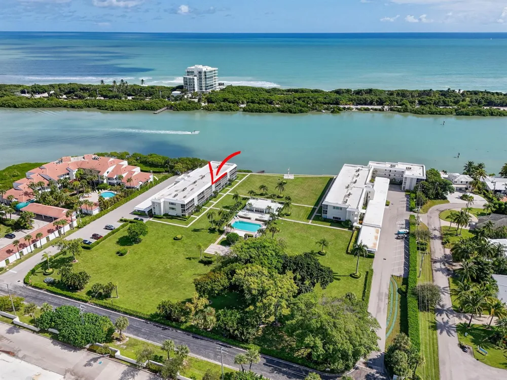 100 Waterway Road #A304 Tequesta, FL 33469
