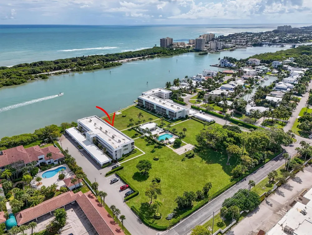 100 Waterway Road #A304 Tequesta, FL 33469