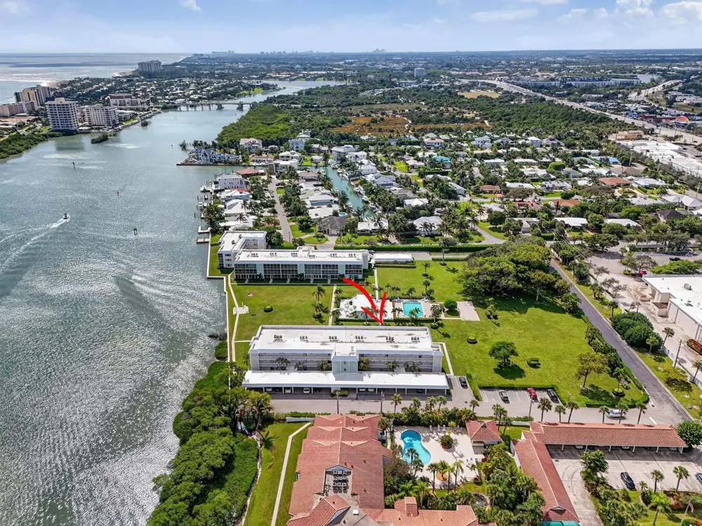 100 Waterway Road #A304 Tequesta, FL 33469