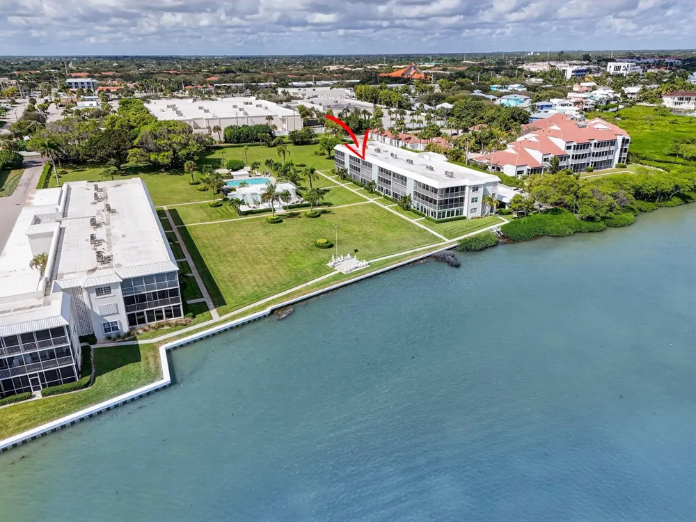 100 Waterway Road #A304 Tequesta, FL 33469