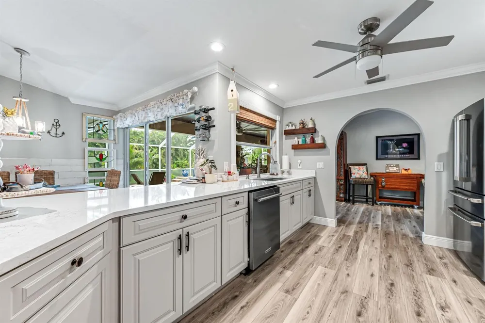 2812 SW 29th Avenue Cape Coral, FL 33914