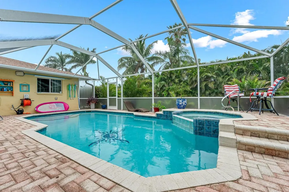 2812 SW 29th Avenue Cape Coral, FL 33914