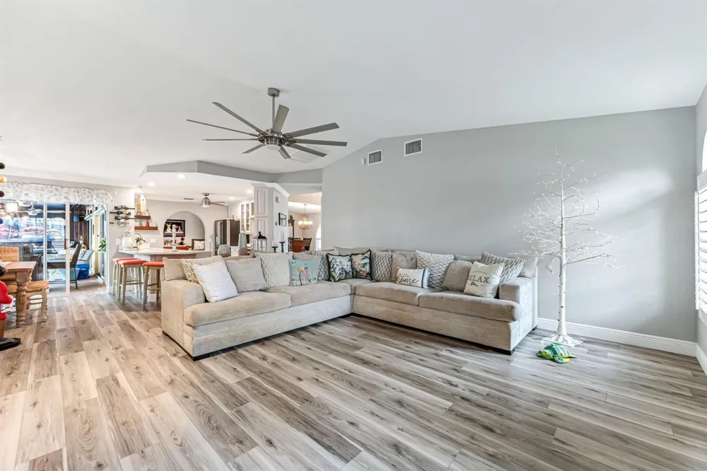 2812 SW 29th Avenue Cape Coral, FL 33914