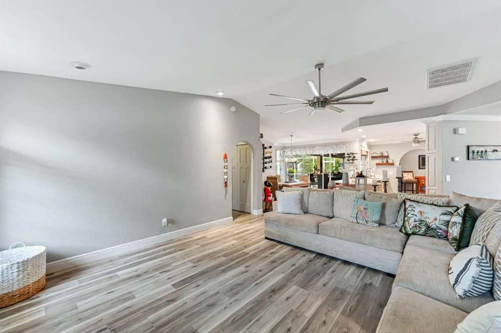 2812 SW 29th Avenue Cape Coral, FL 33914