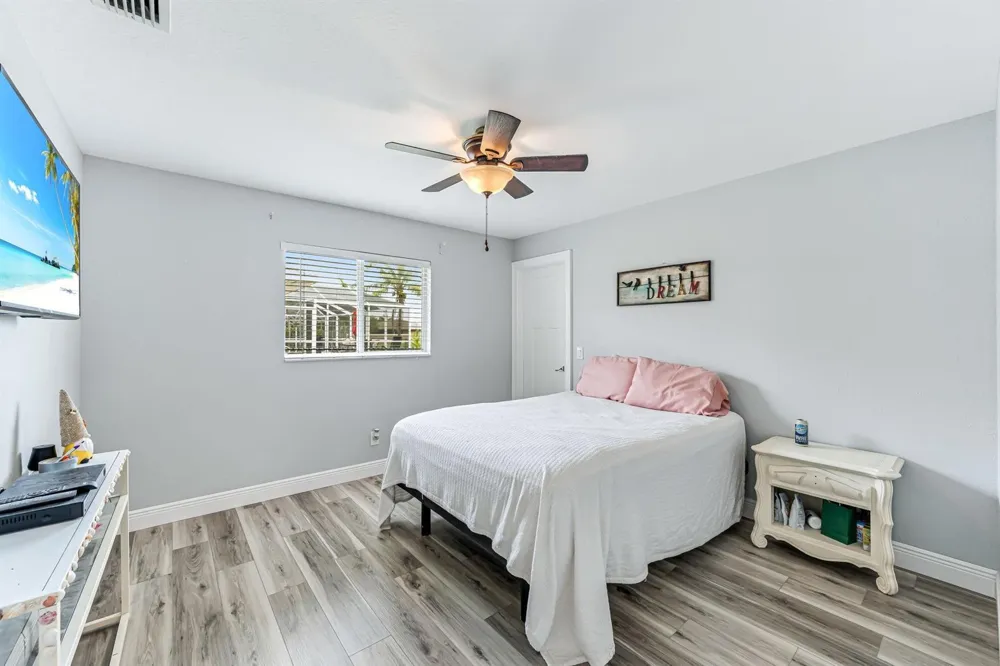 2812 SW 29th Avenue Cape Coral, FL 33914