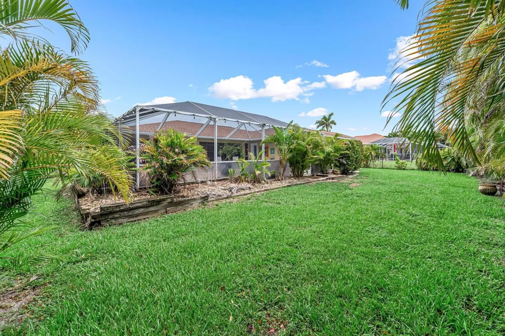 2812 SW 29th Avenue Cape Coral, FL 33914