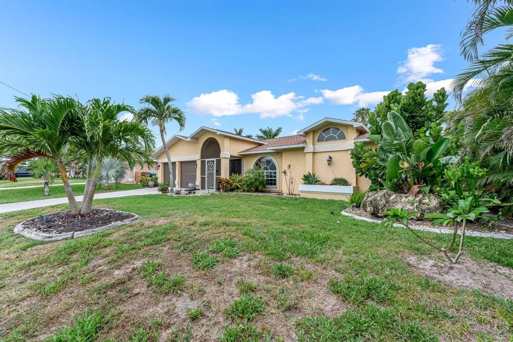 2812 SW 29th Avenue Cape Coral, FL 33914