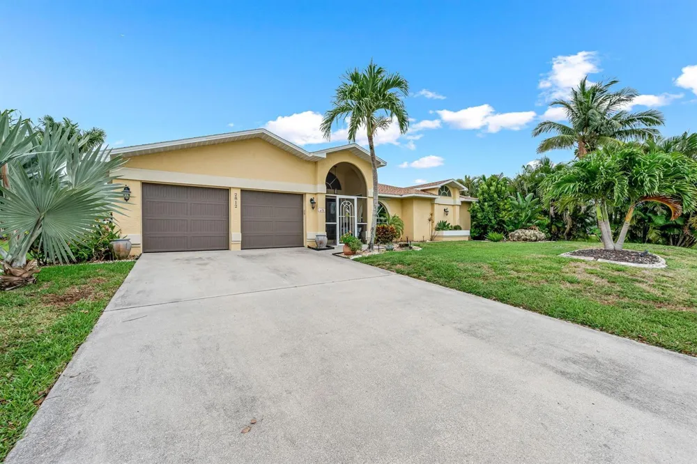 2812 SW 29th Avenue Cape Coral, FL 33914