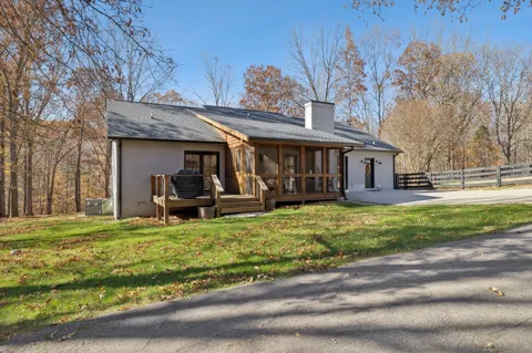 7340 Bradford Rd