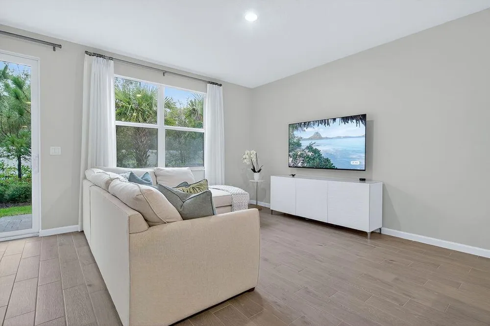 5696 SE Edgewater Circle Stuart, FL 34997