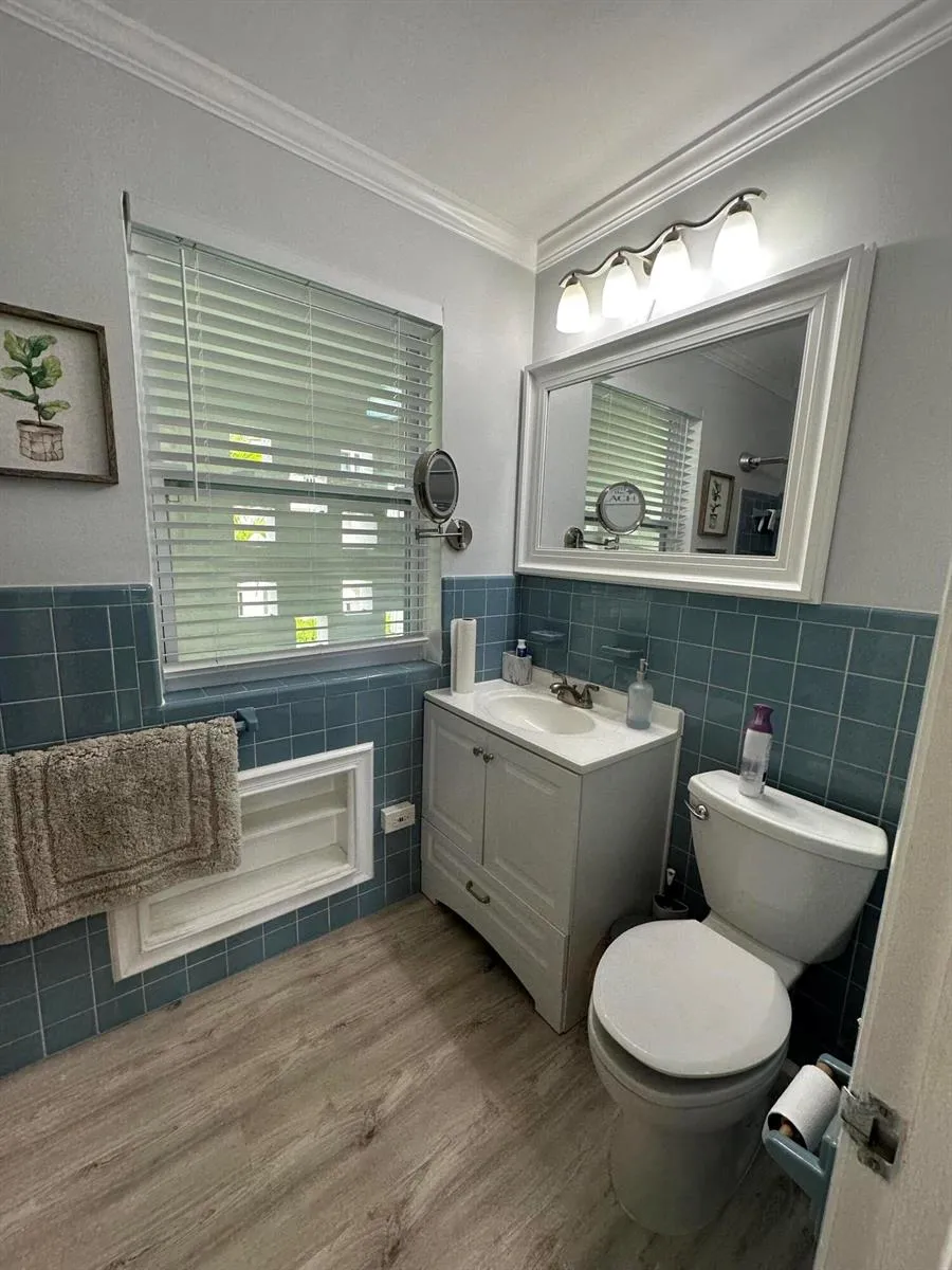 1221 Hillsboro Mile #41b Hillsboro Beach, FL 33062