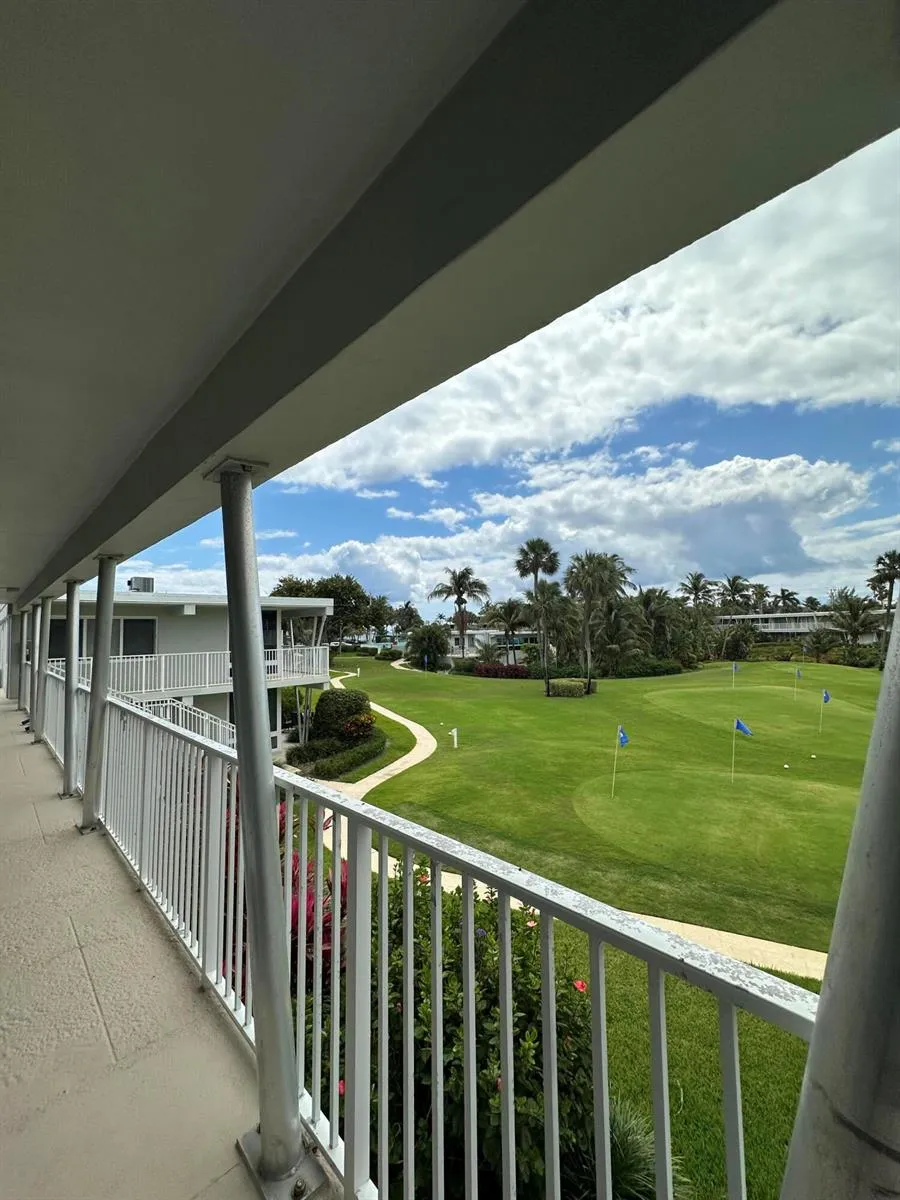 1221 Hillsboro Mile #41b Hillsboro Beach, FL 33062