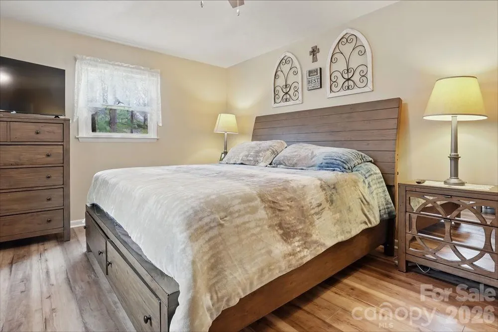 114 Falling Waters Road #2 Hendersonville, NC 28792