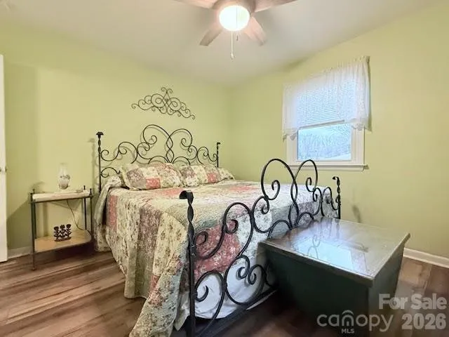 114 Falling Waters Road #2 Hendersonville, NC 28792
