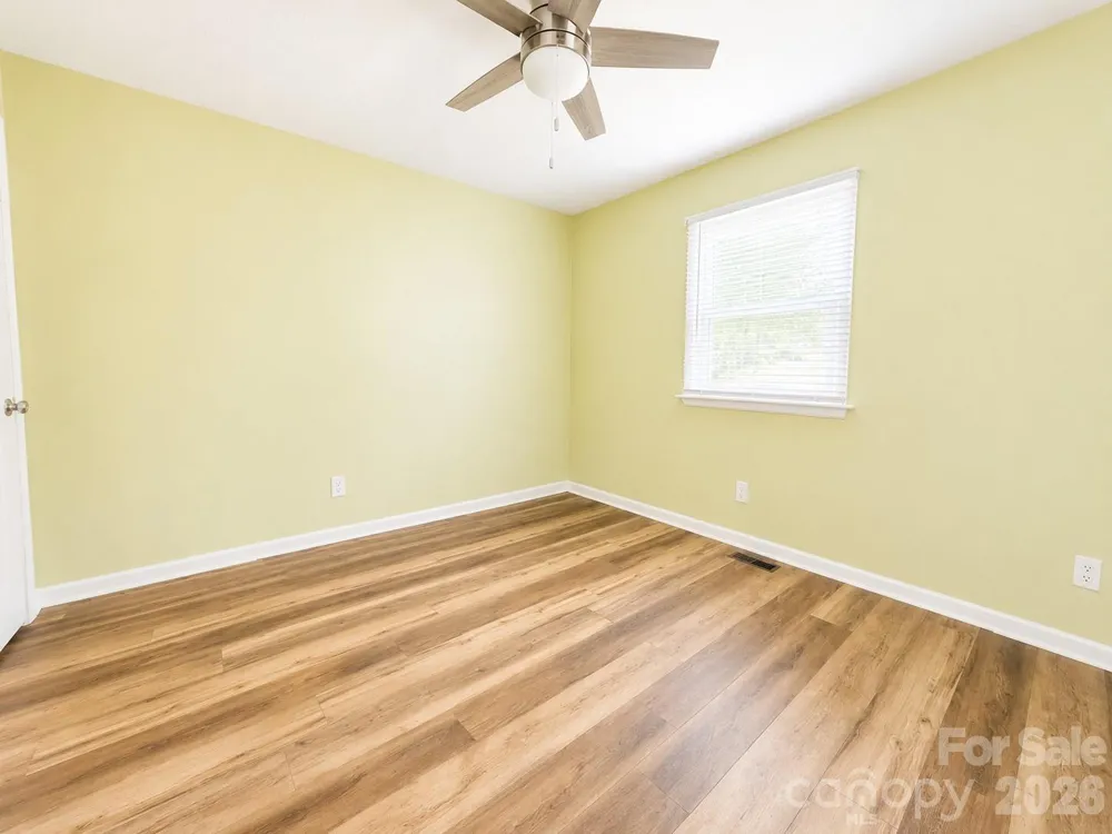 114 Falling Waters Road #2 Hendersonville, NC 28792