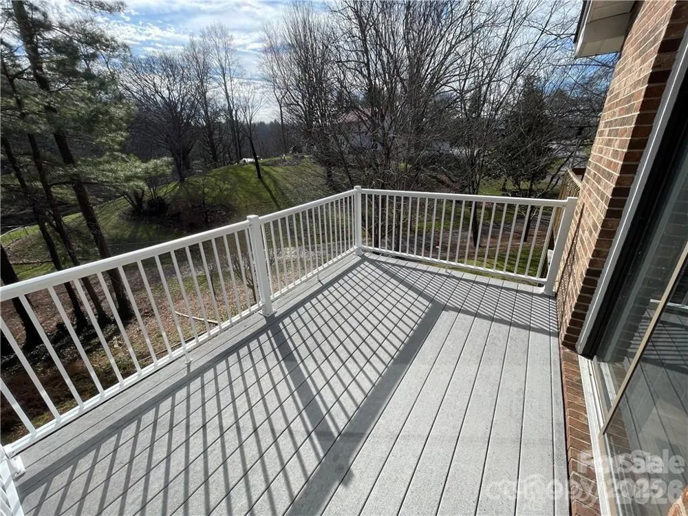 114 Falling Waters Road #2 Hendersonville, NC 28792