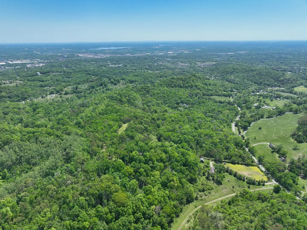 18 Dry Creek Rd Goodlettsville, TN 37072
