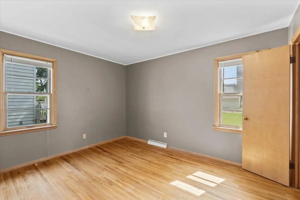 606 7th Street Wahpeton, ND 58075