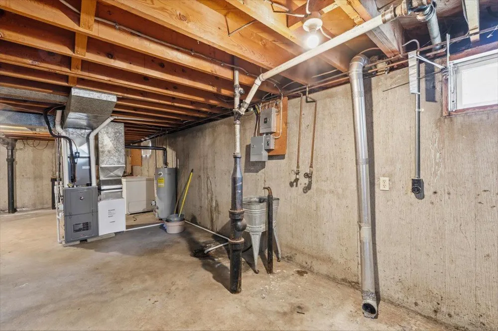 606 7th Street Wahpeton, ND 58075