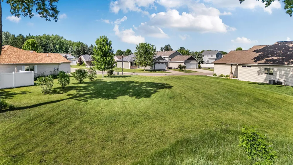 205 19th Avenue Sartell, MN 56377