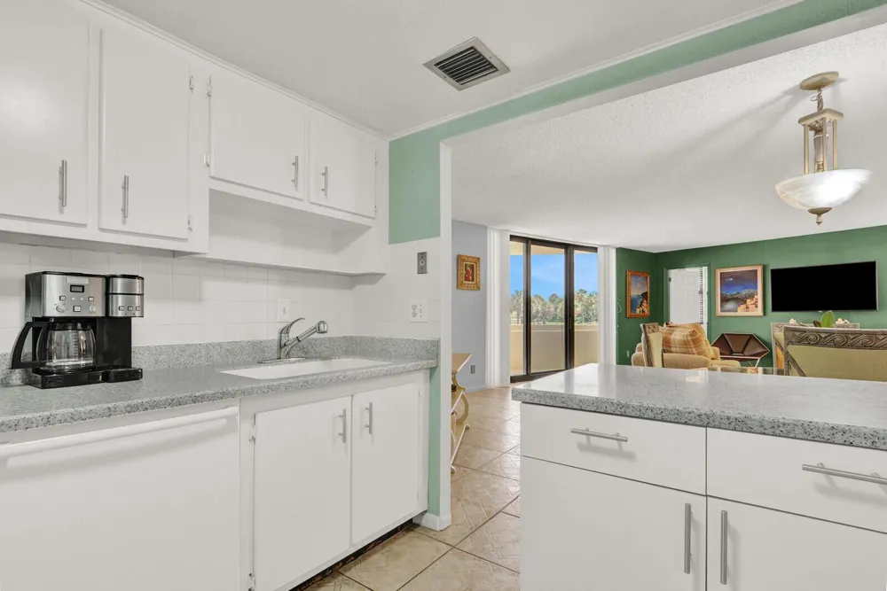 2800 Ocean Drive #A-2b Singer Island, FL 33404