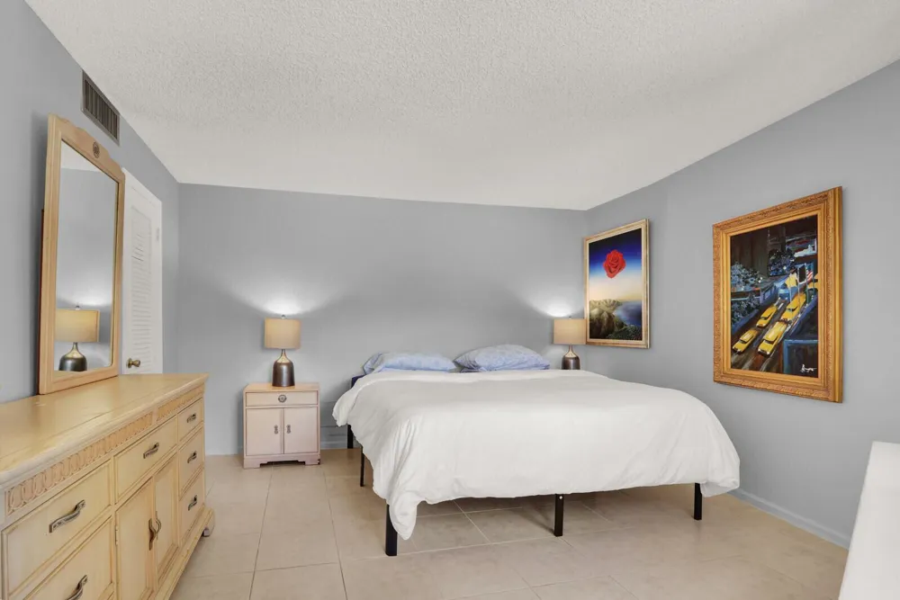 2800 Ocean Drive #A-2b Singer Island, FL 33404