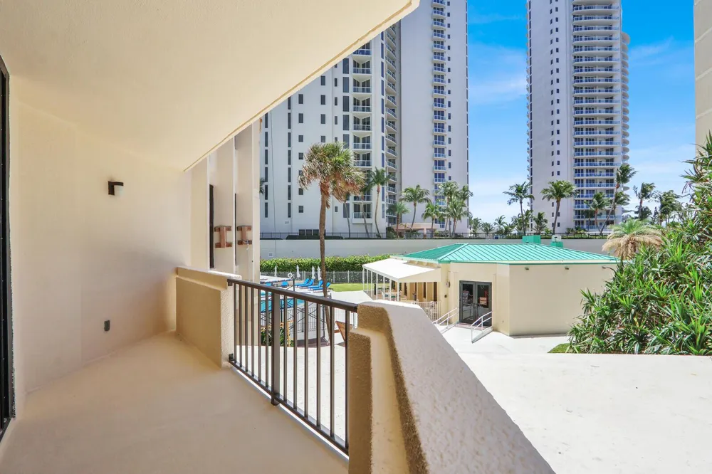 2800 Ocean Drive #A-2b Singer Island, FL 33404
