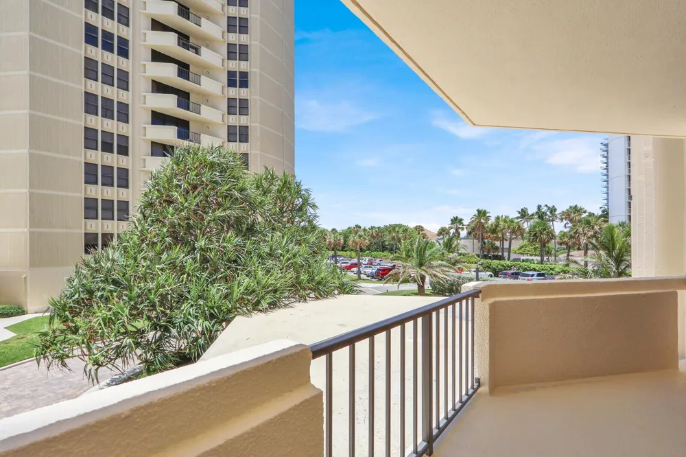 2800 Ocean Drive #A-2b Singer Island, FL 33404