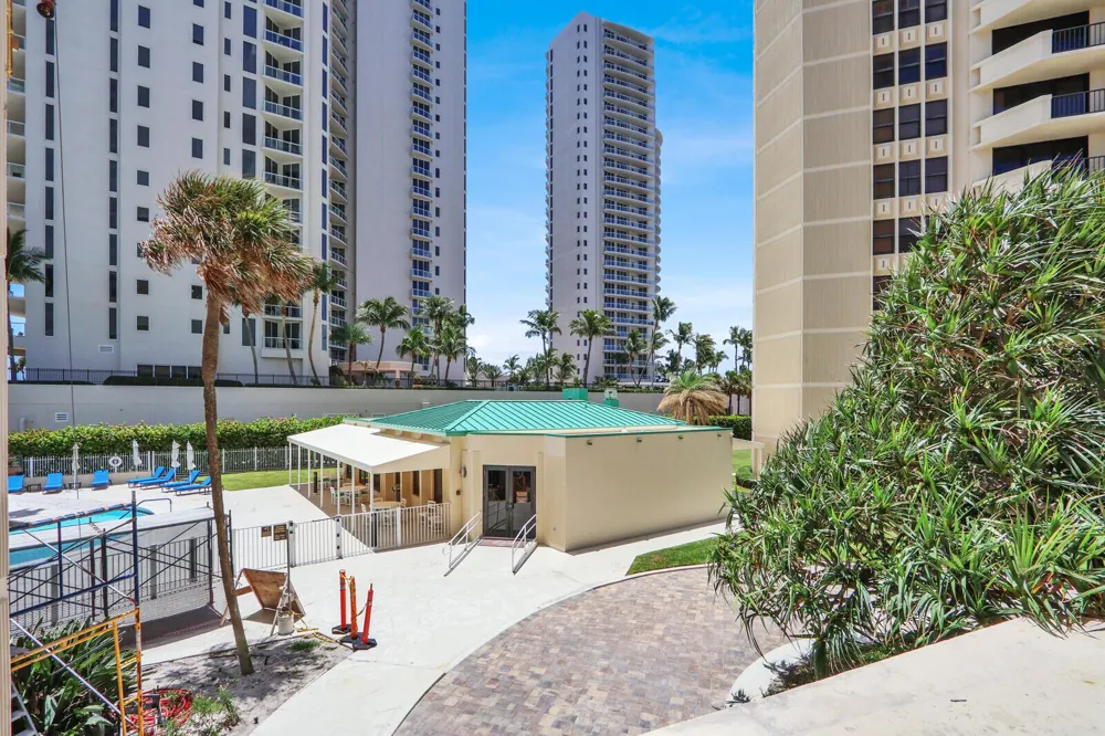 2800 Ocean Drive #A-2b Singer Island, FL 33404