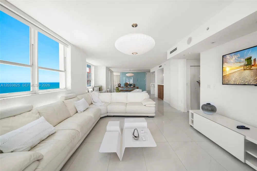 90 Alton Rd #PH3209 Miami Beach, FL 33139