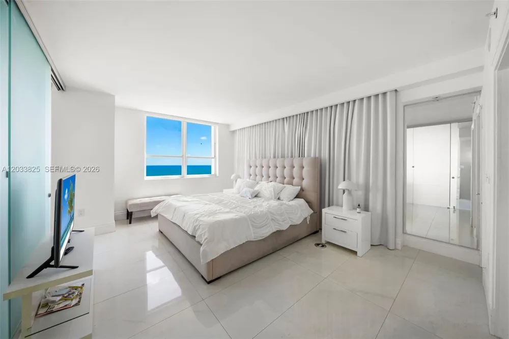 90 Alton Rd #PH3209 Miami Beach, FL 33139