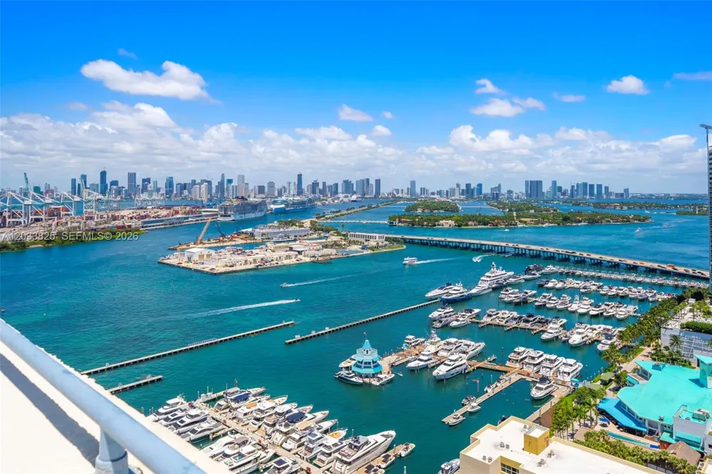 90 Alton Rd #PH3209 Miami Beach, FL 33139