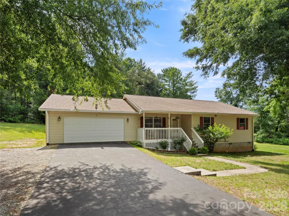 5 Harrison Hill Road Swannanoa, NC 28778