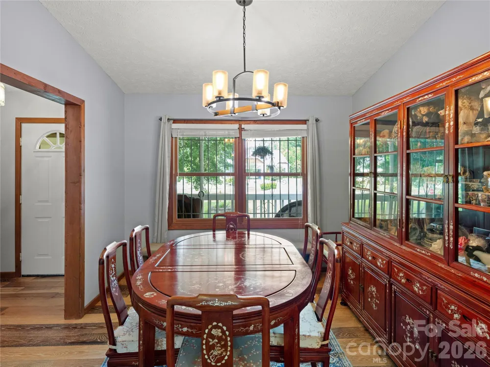 5 Harrison Hill Road Swannanoa, NC 28778
