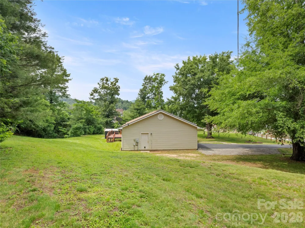 5 Harrison Hill Road Swannanoa, NC 28778