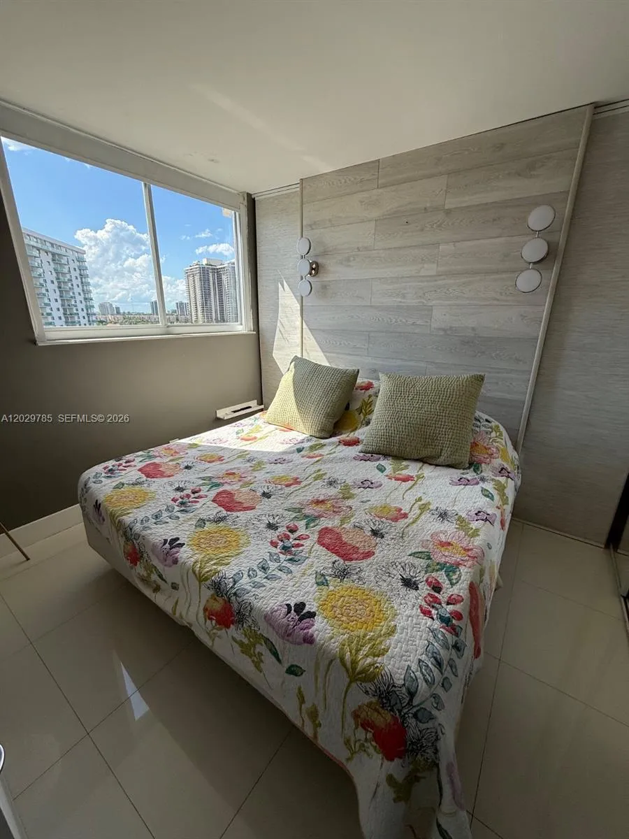 19370 Collins Ave #912 Sunny Isles Beach, FL 33160