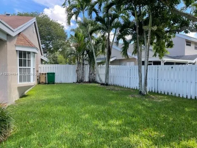 11160 SW 11th Pl #11160 Davie, FL 33324