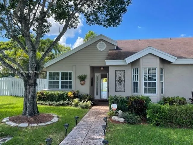 11160 SW 11th Pl #11160 Davie, FL 33324