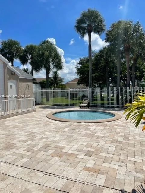 11160 SW 11th Pl #11160 Davie, FL 33324