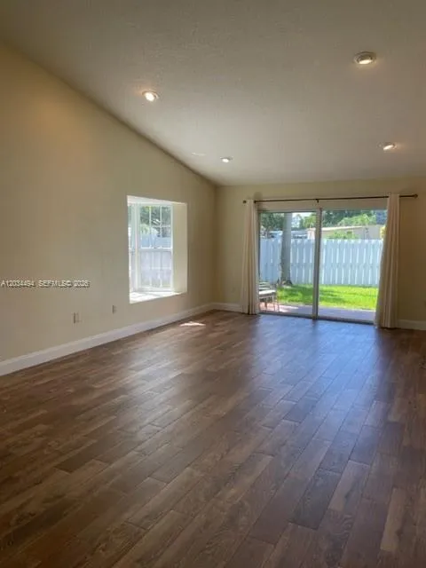 11160 SW 11th Pl #11160 Davie, FL 33324