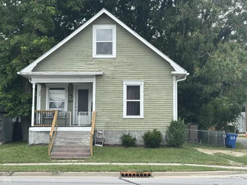 438 Colescott Street